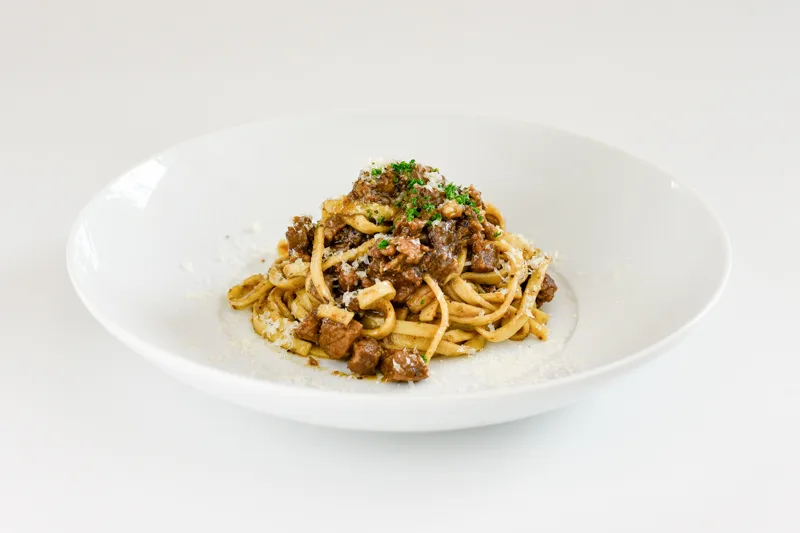 黒豚×YEBISU黒ビール×黒ニンニクのラグーソース